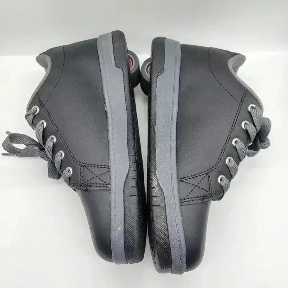 Cool! Heelys Star Wars Mandalorian Black Skater Shoe Sneakers Size 4 Yth - Picture 5 of 12